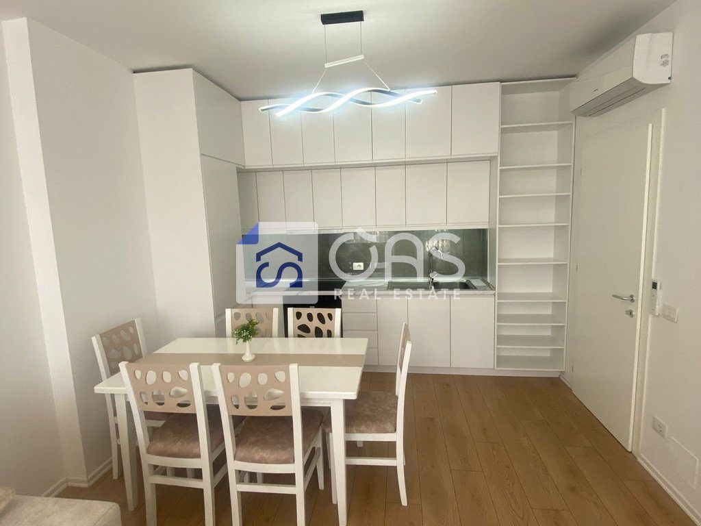 Jepet me qera apartament 1+1 tek 5 Maji.