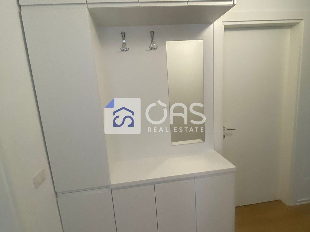 Jepet me qera apartament 1+1 tek 5 Maji.
