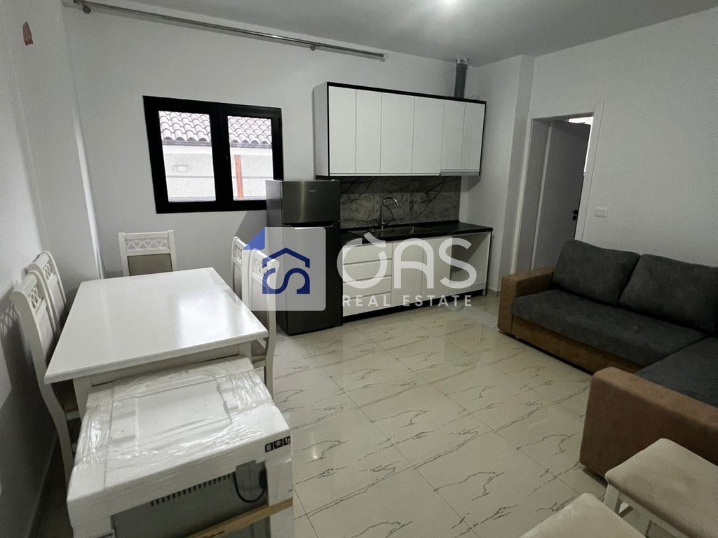 Apartament 2+1 Me Qira në Laprakë, Tiranë - 450€ | 90 m²