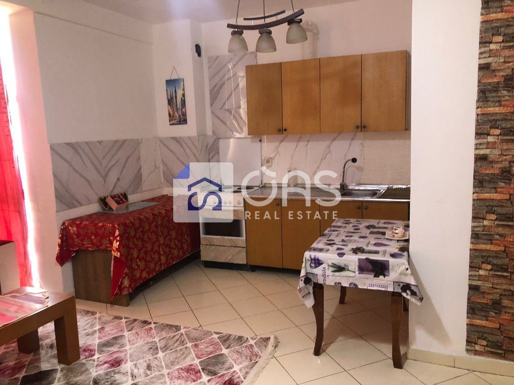 Jepet me qira apartament 1+1 Ne Astir