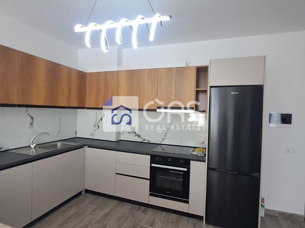 Jepet me qera apartament 1+1 Ne Kamez