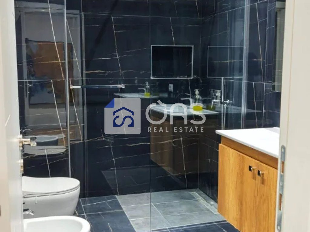 Jepet me qera apartament 2+1+2 Te Komuna e Parisit