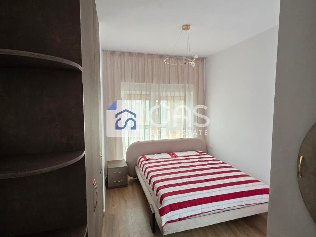 Jepet me qera  apartament 2+1 ne Ali Dem