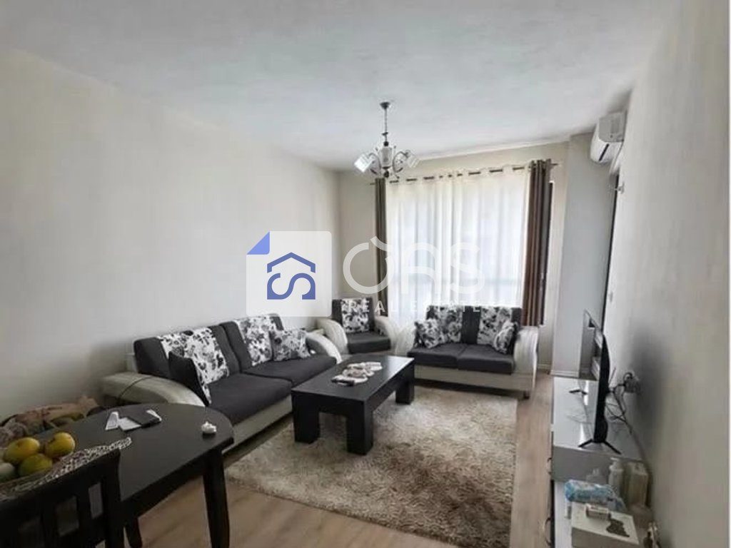 Jepet me qera apartament 1+1 Ne Kamez