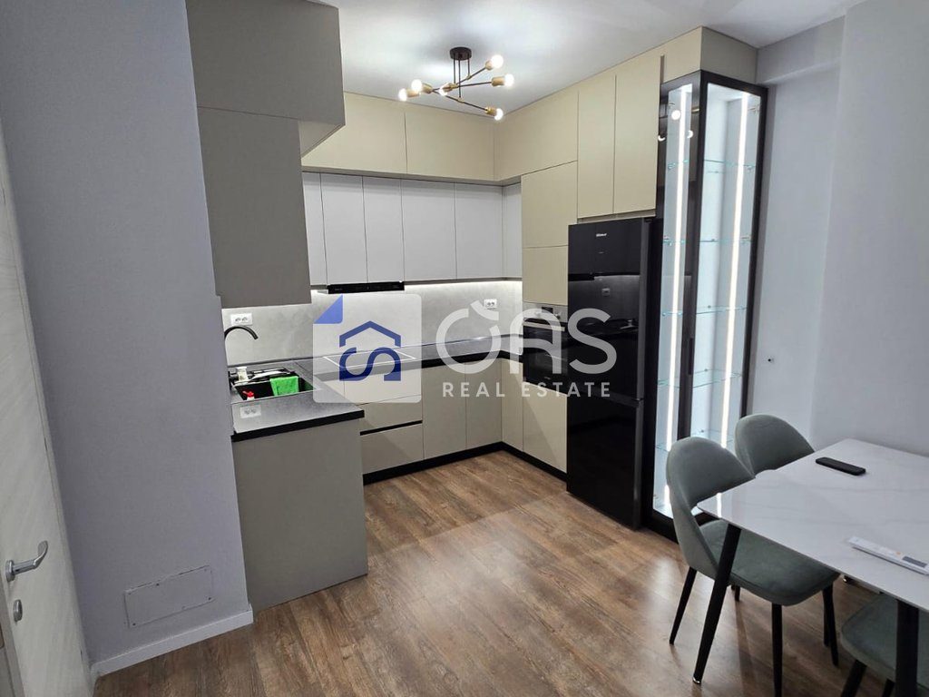 Jepet me qera apartament 1+1+P Laprake  (KOMPLEKSI E 88)