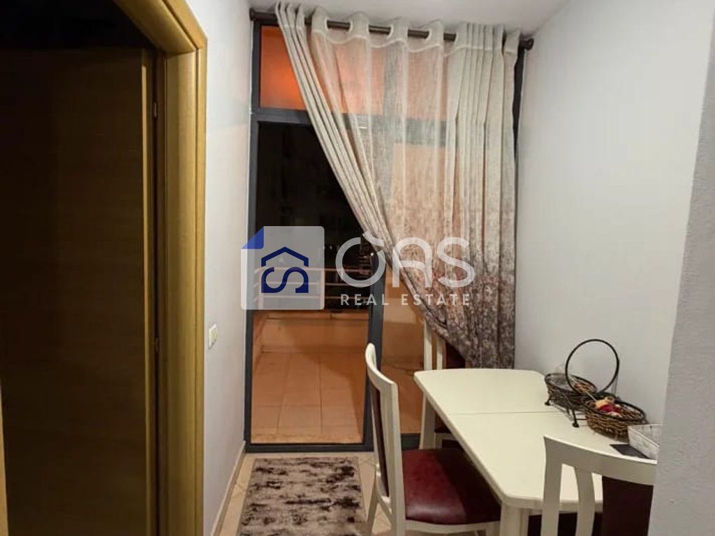 Jepet me qera apartament 1+1 Ne Astir