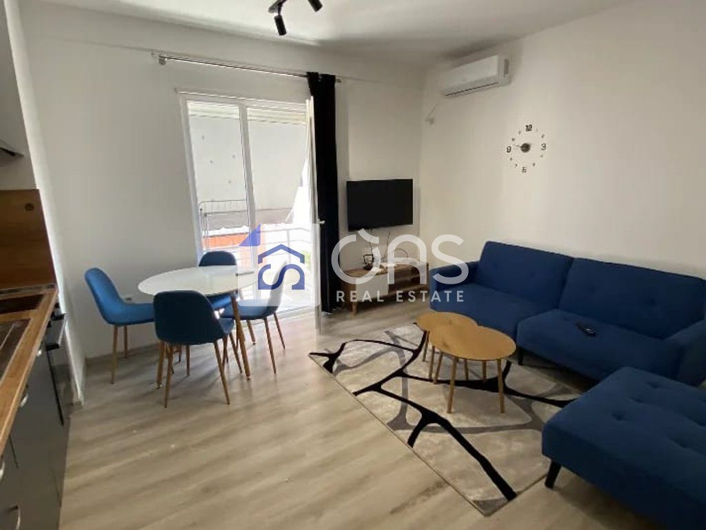 Jepet apartament me qera 1+1 Selite
