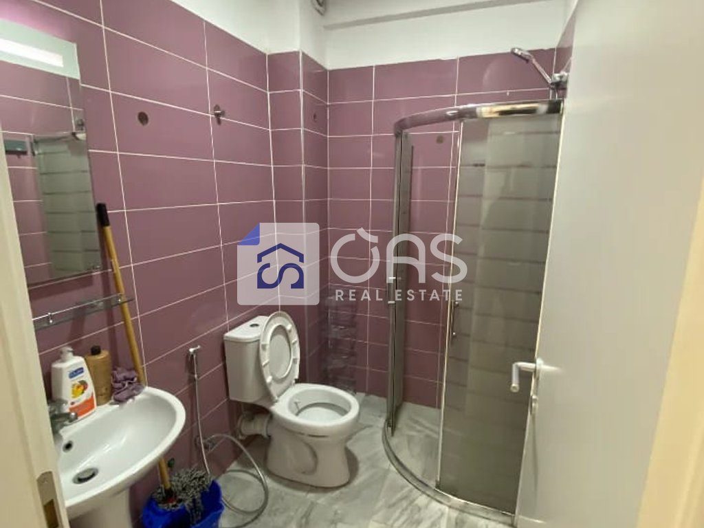 Jepet apartament me qera 1+1 Selite
