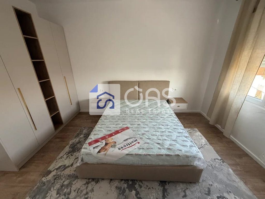 Jepet me qera apartament 1+1 Ne Kamez