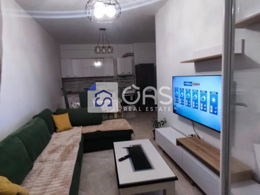 Jepet apartament me qera 1+1 Pallati Me Shigjeta