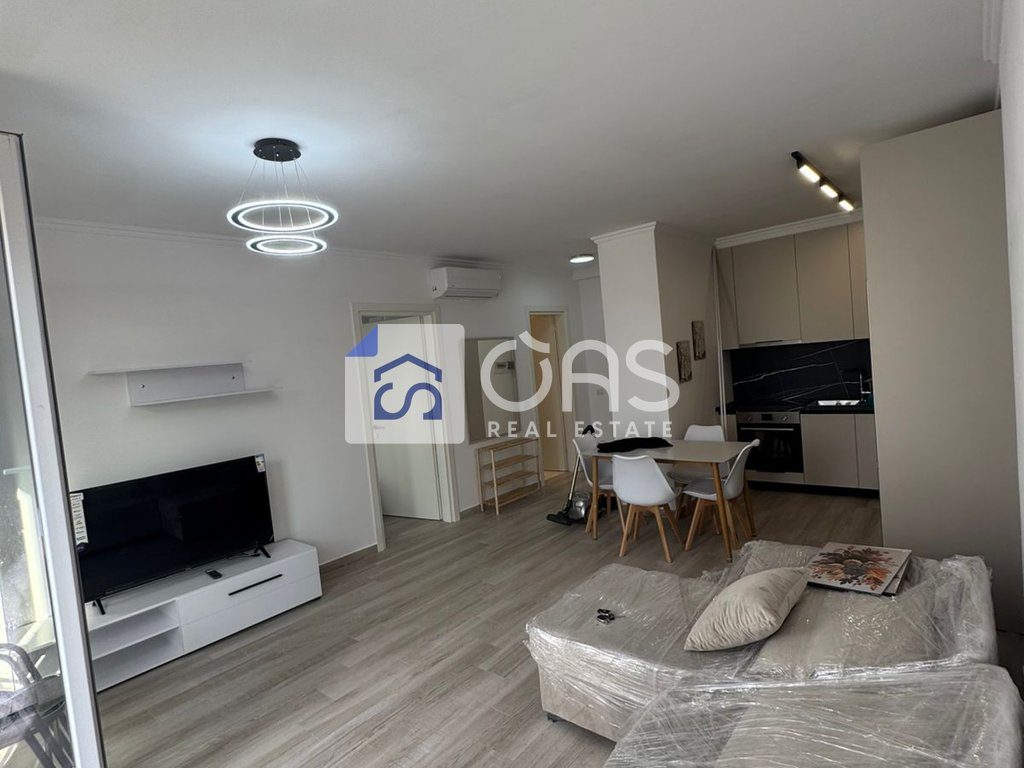 Jepet me qera apartament 1+1 Te Bulevardi i Ri