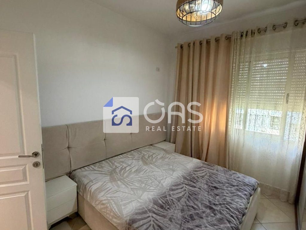 Jepet apartament me qera 1+1 Pallati Me Shigjeta