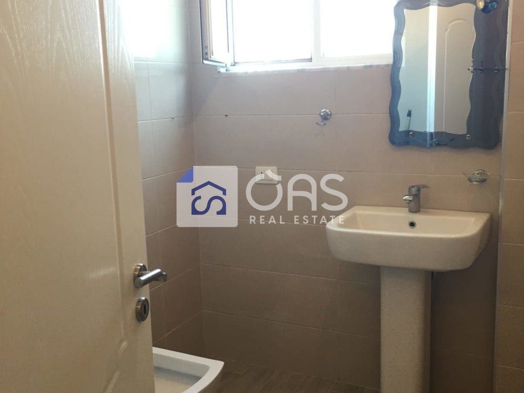 Jepet apartament me qera 1+1 Ne Fresk