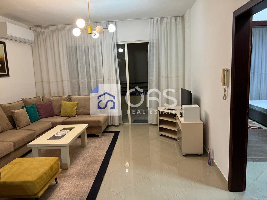 Jepet apartament 1+1 me qera Ne Astir