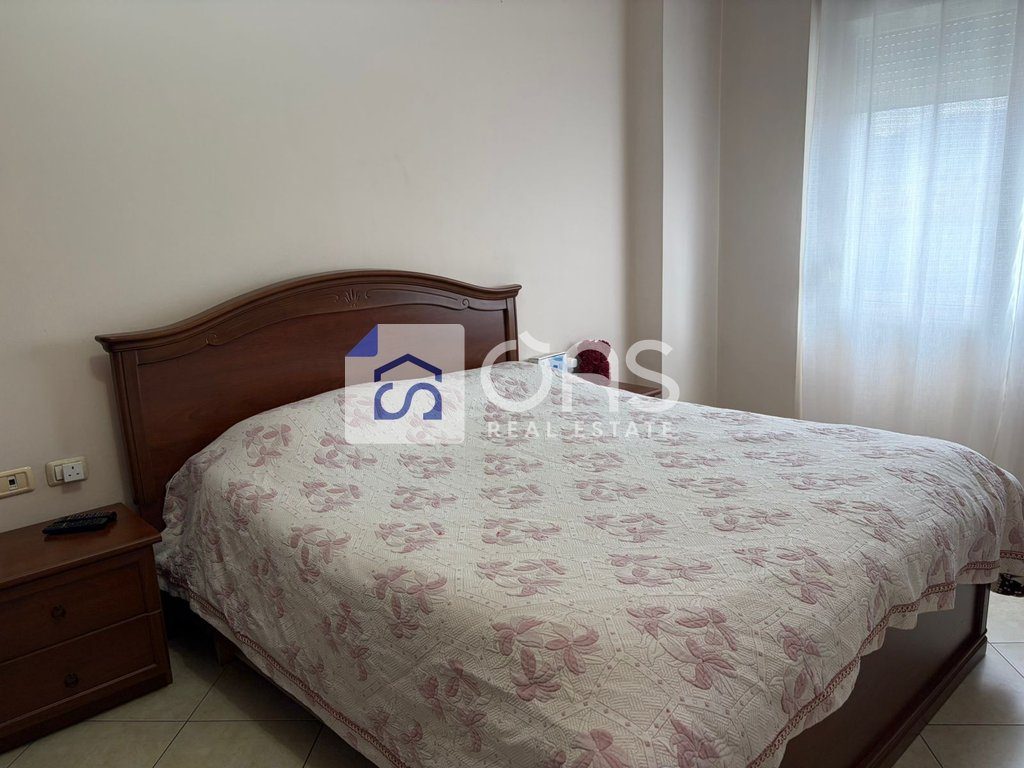 Jepet apartament me qera 2+1 Kthesa E Kamzes