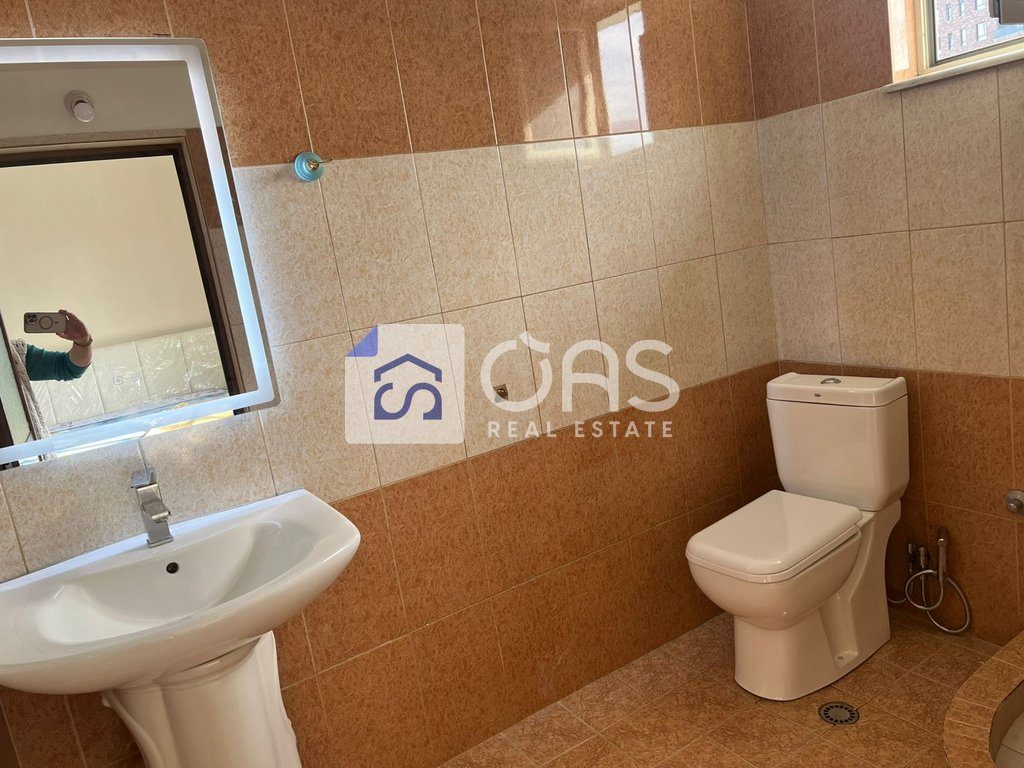 Jepet me qira apartamenti 1+1 Ne 5 Maj