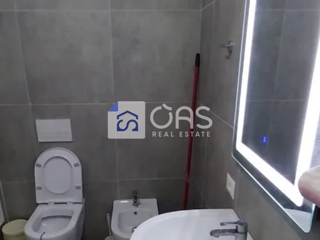 Jepet me qera apartament 1+1+P Te Univers City