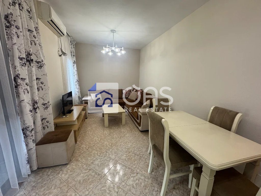 Jepet me qera apartament 1+1 Te 21 Dhjetori