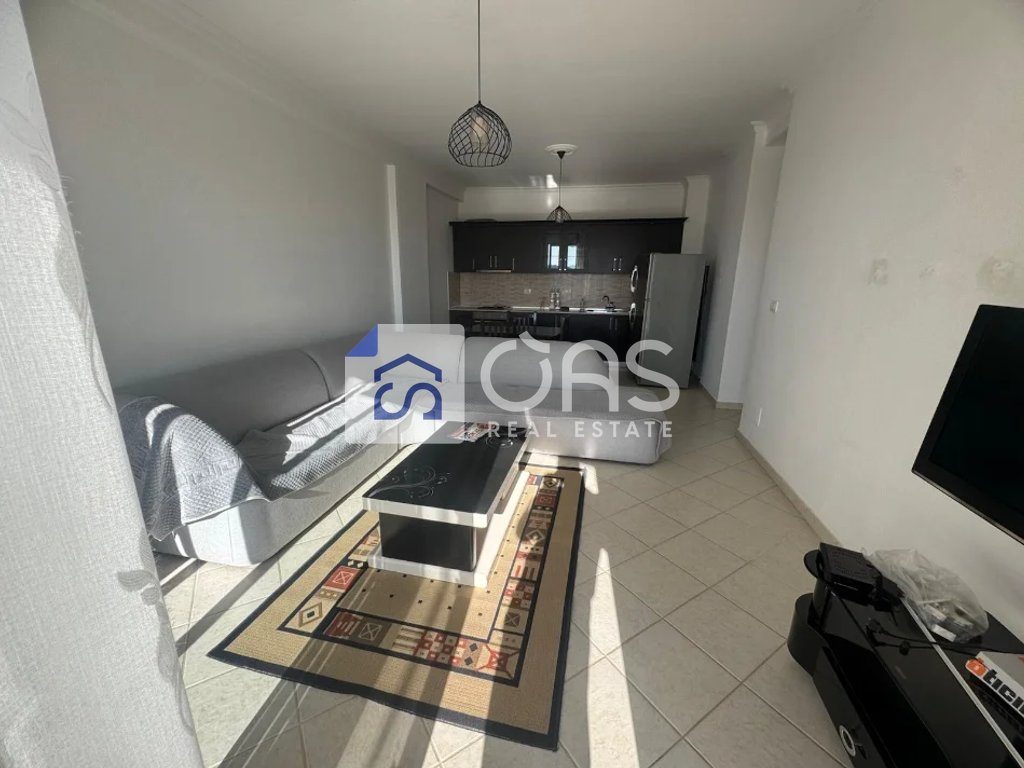Jepet me qera apartamenti 2+1 Ne Astir