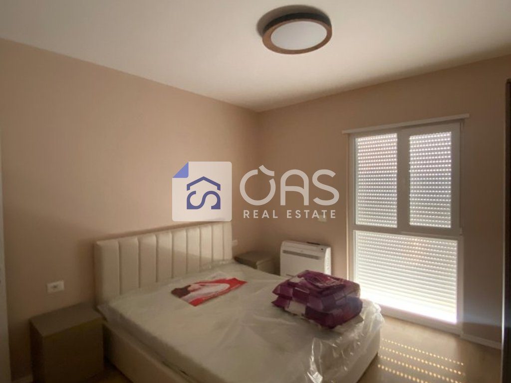 Jepet apartament 2+1me qera Te Univers City