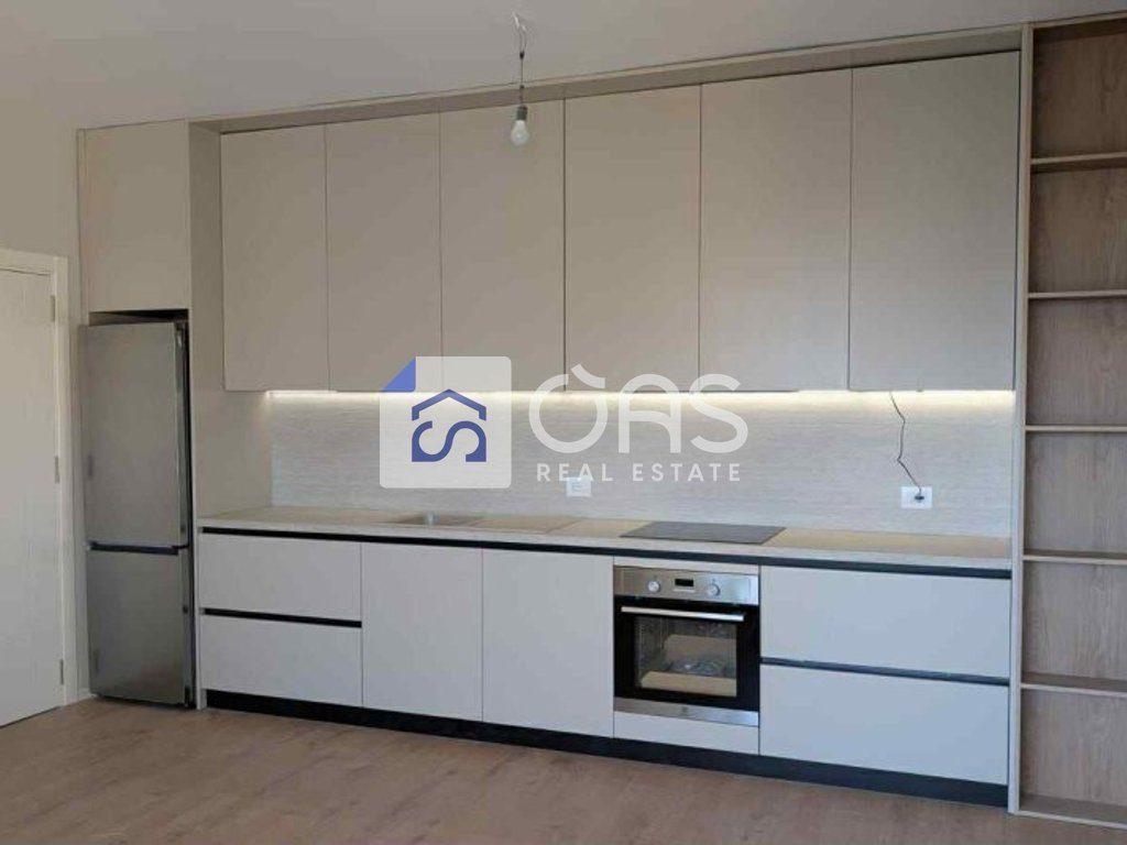 Jepet me qera apartament 2+1 Te Bulevardi I Ri