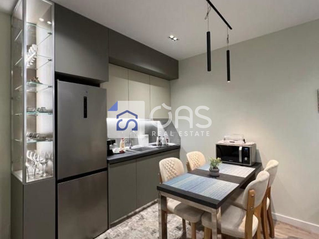 Jepet me qera apartament 1+1 Ne Qender,  Sheshi Skenderbej