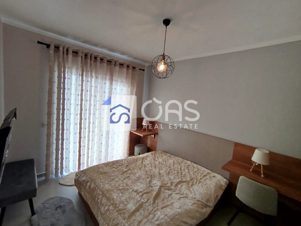 Jepet me qera apartament 1+1+Parking tek Univers City