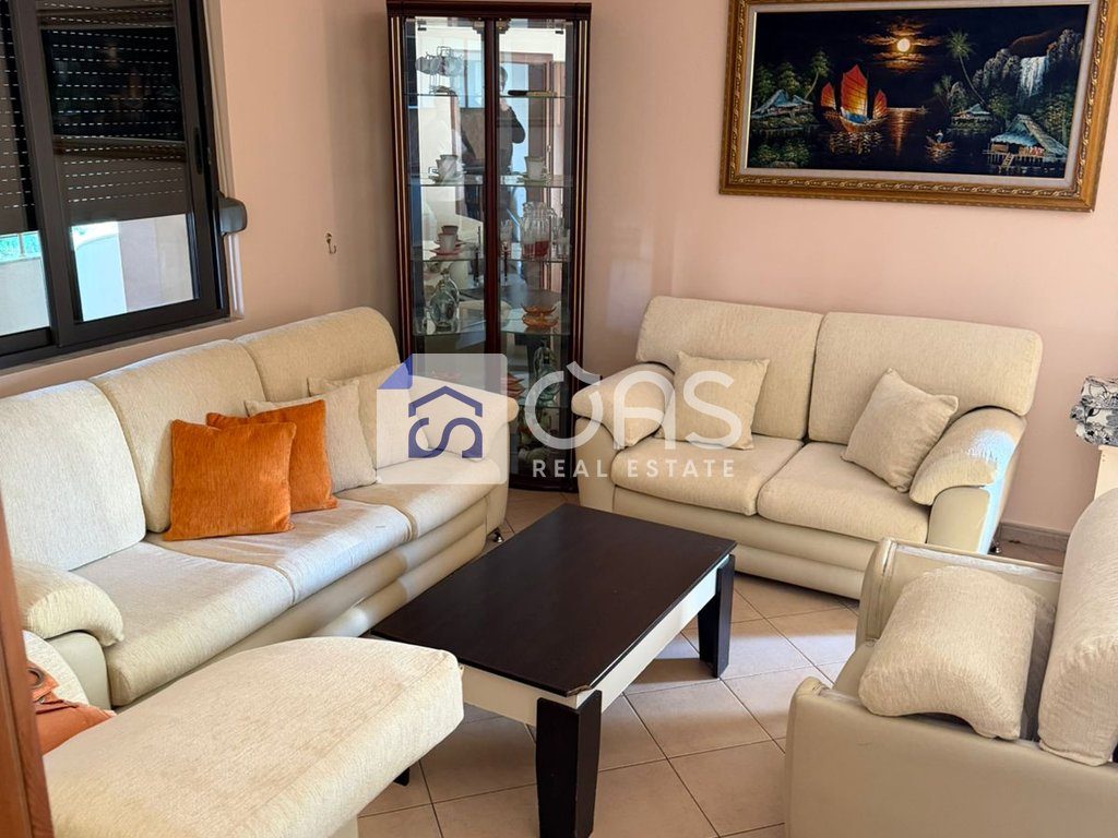 Jepet me qera apartament 2+1+2 ne 5 Maj .