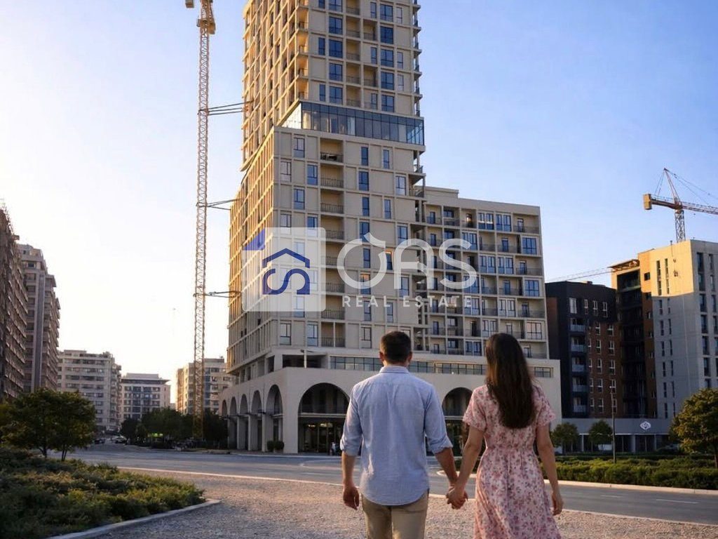 Shitet apartament 2+1 tek Bulevardi i Ri.