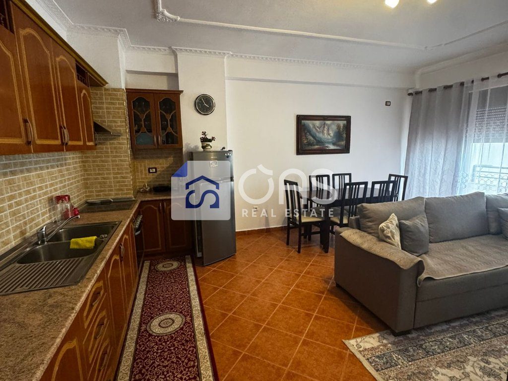 Jepet me qera apartament 2+1 ne Yzberisht