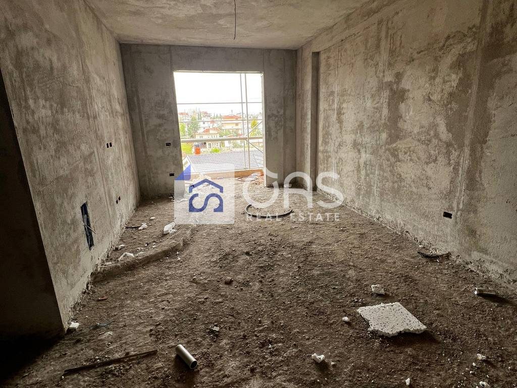 Shitet apartament 2+1 ne Paskuqan