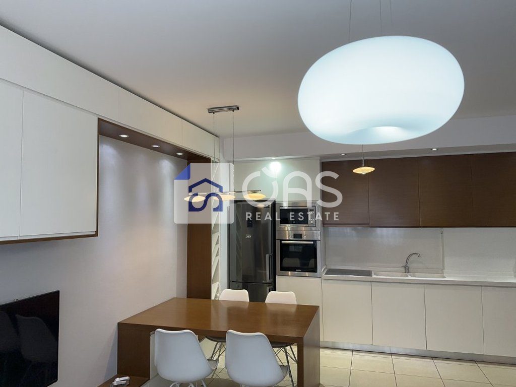 Jepet me qera apartament 1+1 ne 5 Maj (Pallati Concord Center)
