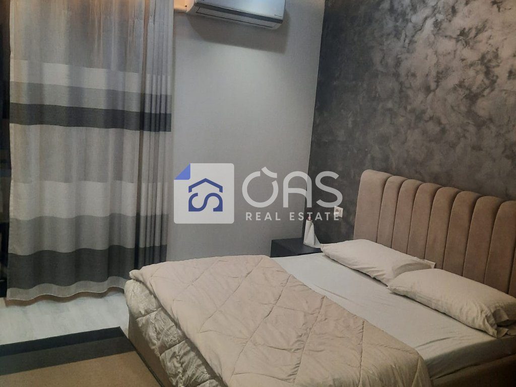 Jepet me qera apartament 2+1+2 tek Farmacia 10 (Kompleksi Arlis)