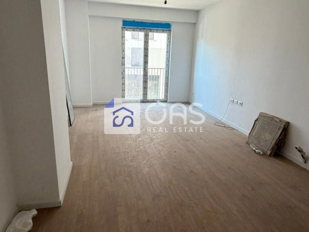 Shitet apartament 2+1+2 tek Bulevardi i Ri (Orbital 1)