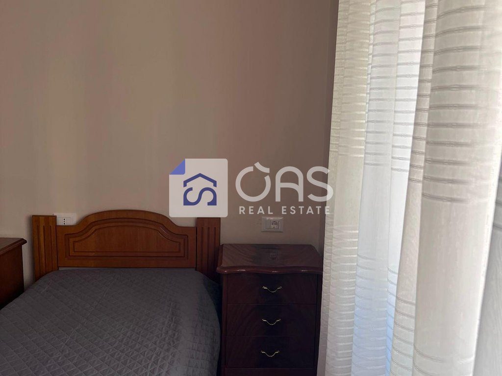 jepet me qera apartament 2+1 tek Rruga e Elbasanit