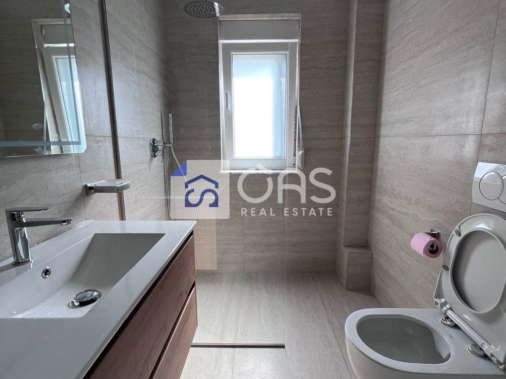 jepet me qera apartament 2+1 tek Rruga e Elbasanit