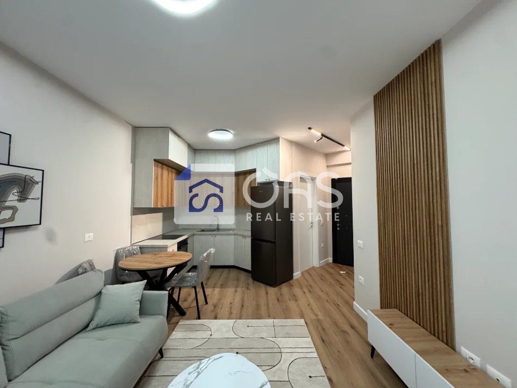 jepet me qera apartament 1+1 tek Liqeni i Thate