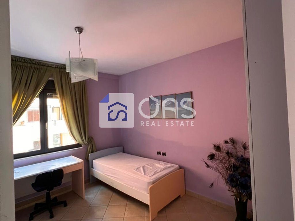 Jepet apartament 2+1+2 me qera tek Qemal Stafa