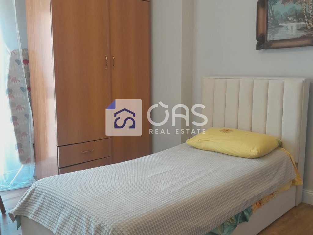 Jepet me qera  apartament 2+1 Kompleksi Delijorgj