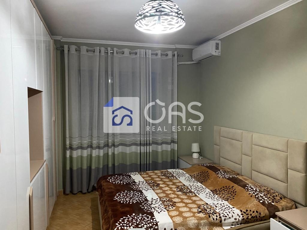 Jepet me qera apartament 2+1+2 tek Bulevardi "Bajram Curri"