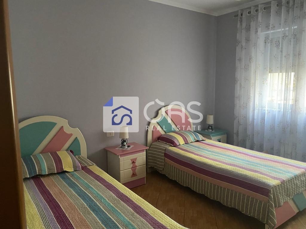Jepet me qera apartament 2+1+2 tek Bulevardi "Bajram Curri"