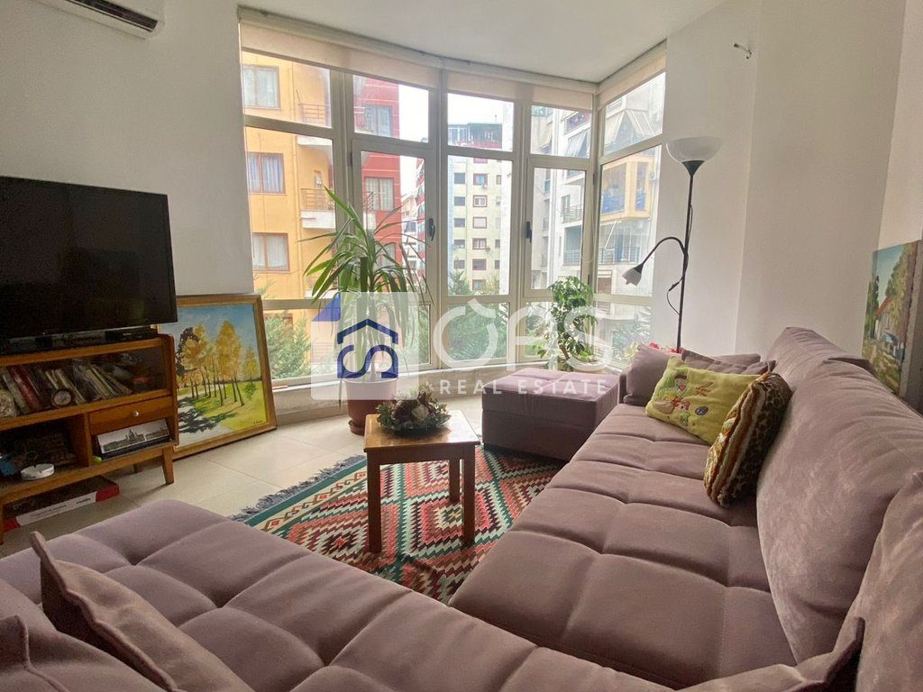 Shitet apartament 2+1+2 ne Yzberisht