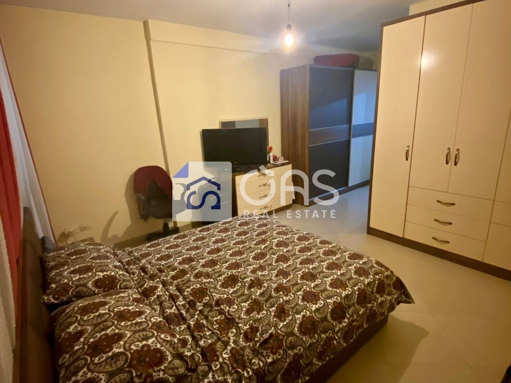 Shitet apartament 2+1+2 ne Yzberisht