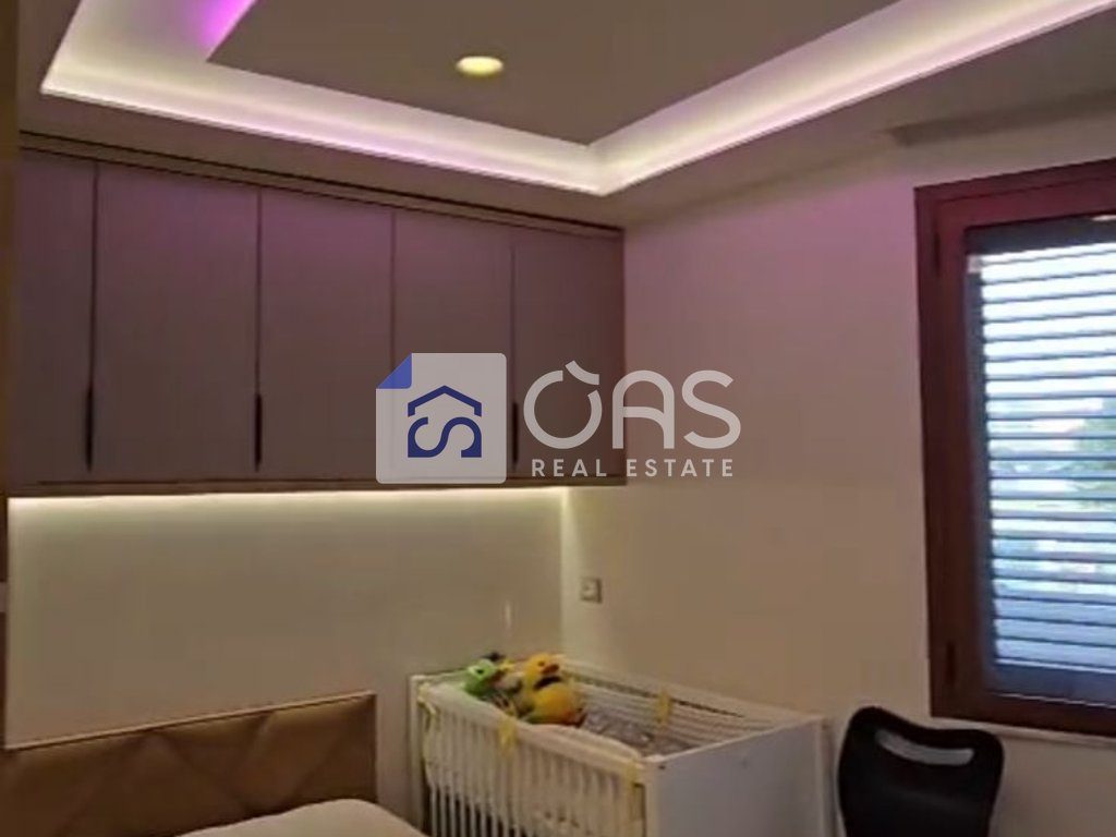 Shitet apartament 3+1+2 tek Fusha e Aviacionit