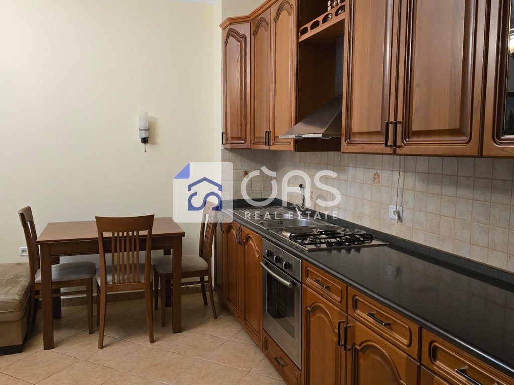 Jepet me qera apartament 2+1 ne Fresk