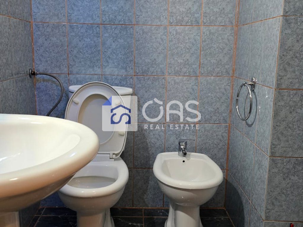 Jepet me qera apartament 2+1 ne Fresk