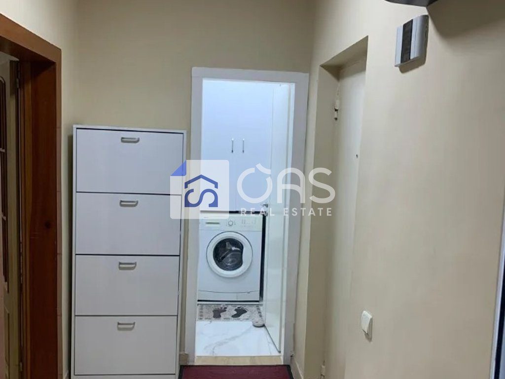 Jepet me qera apartament 1+1 tek Xhamlliku