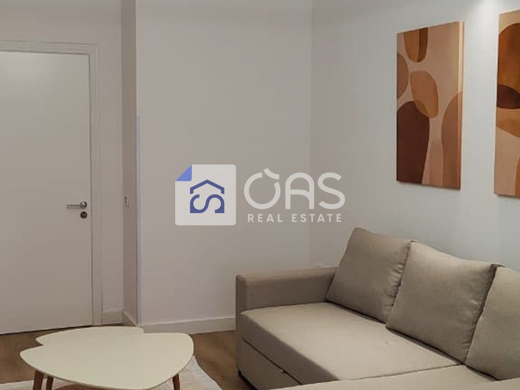 Jepet apartament me qera 1+1 ne Rrugen e Kavajes