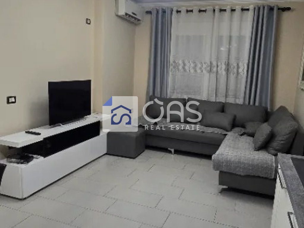 Jepet apartament me qera 2+1 ne Astir