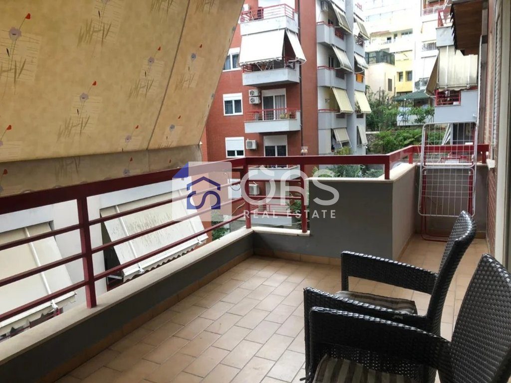 Shitet apartament 2+1+2 tek Liqeni i Thate